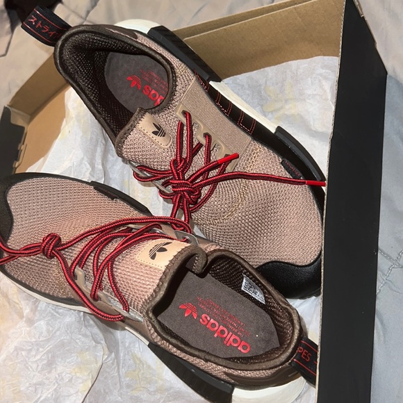 Adidas mesh tennis shoes - Picture 6 of 7